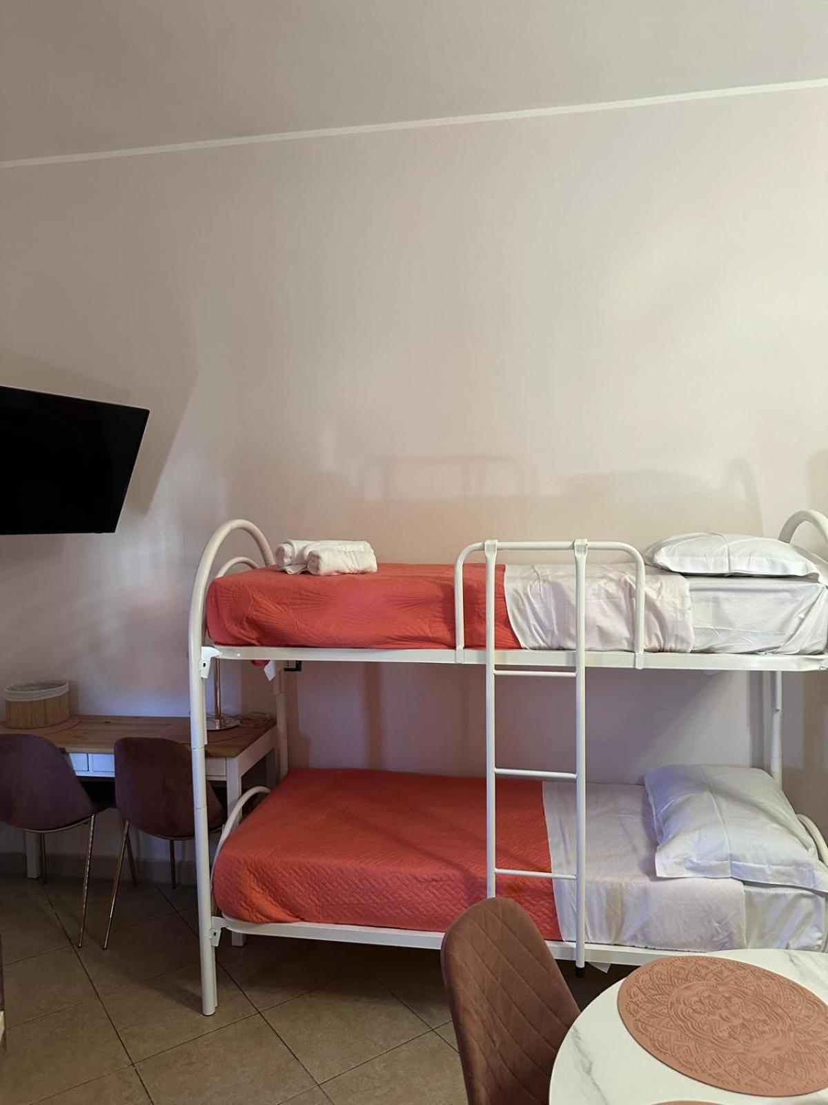 Bed & Breakfast Elegance *